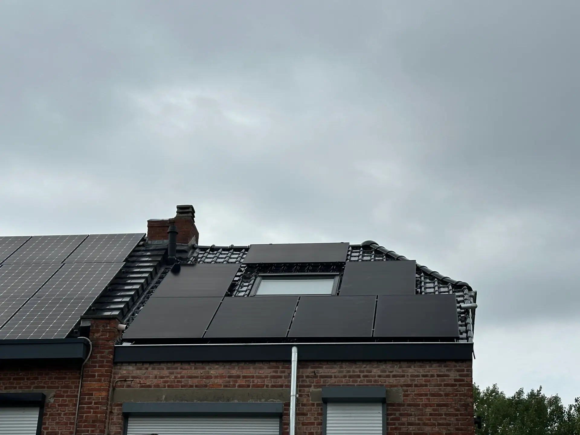 Zonnepanelen door DYMNO