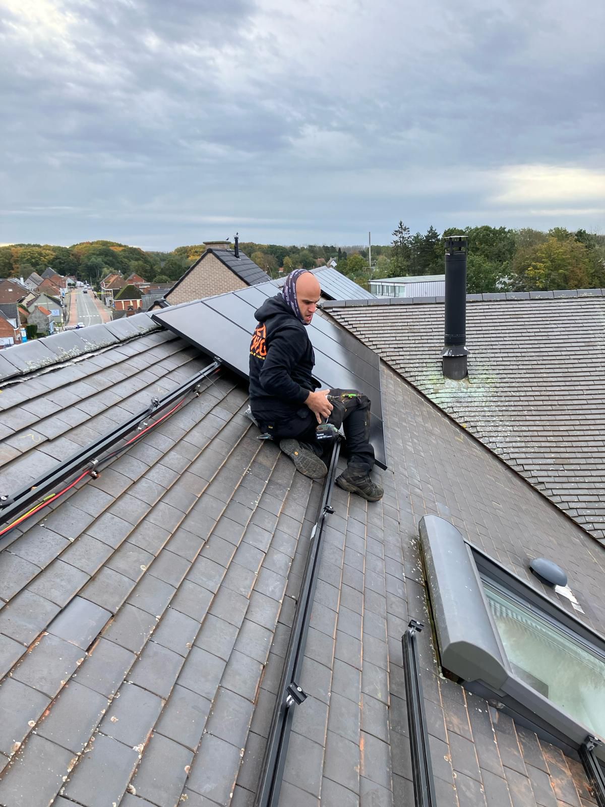 Zonnepanelen door DYMNO