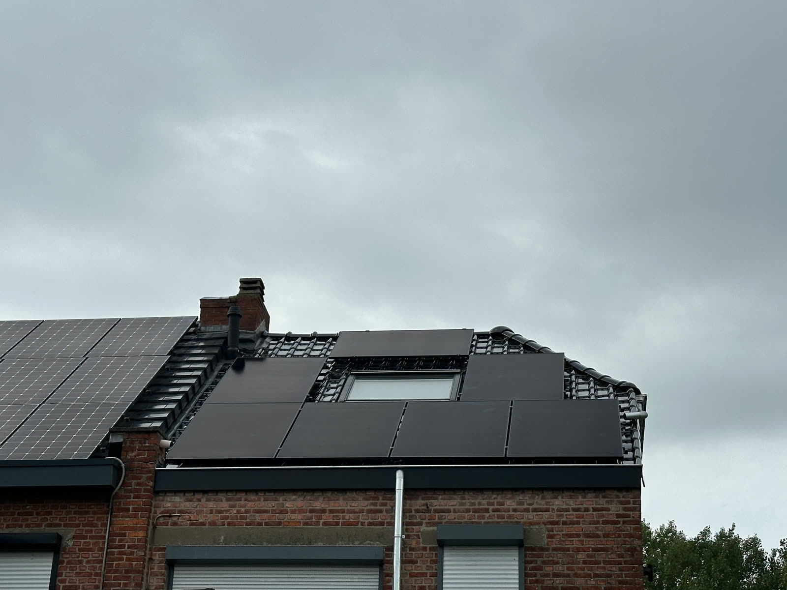 Zonnepanelen door DYMNO